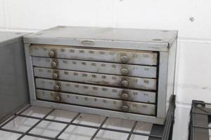 lot 340A image: Huot Metal 5-drawer w Drill Bits