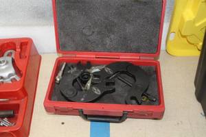 lot 355 image: Audi T40030 Cam Alignment Tool Kit