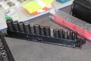 lot 361 image: Snap-On Metric Socket Set 14-piece