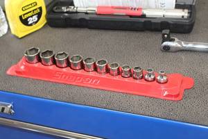 lot 367 image: Snap-On Socket Set 11-piece
