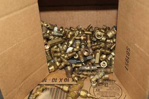 lot 401 image: Lot of (1 Box) Assorted Connectors
