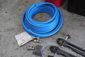 lot 407 image: Plastic Tubing w Connectors