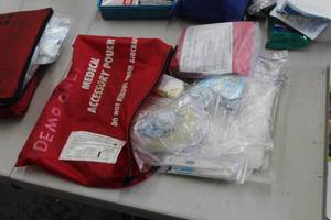 lot 429 image: Aircraft Medical Accessory Pouch with Medical Accessories