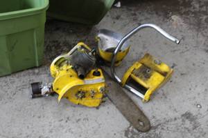 lot 452 image: Vintage 1956 Sears Roebuck and Co David Bradley 355 83131 Chain Saw