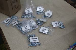 lot 460 image: Lot of (1 Box) Size Metric Fine Thread Bolts w Nuts