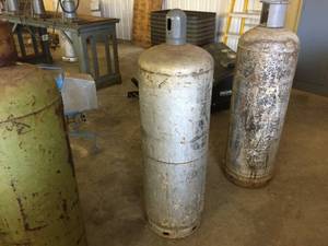 lot 25 image: Propane Tank