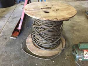 lot 35 image: Spool With 516 Cable