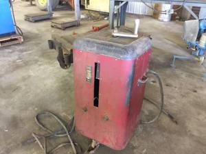 lot 55 image: Older Greyhound A.C. Welder