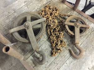 lot 77 image: James R Channon Heavy Duty 2 Ton Chain Hoist