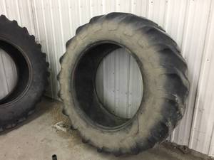 lot 95 image: Goodyear 20.8-38 Tractor Tire