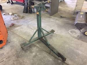 lot 130 image: Heavy Duty Rolling Engine Stand