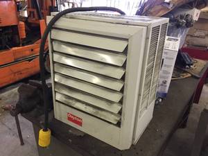 lot 132 image: Dayton Electric Unit Heater