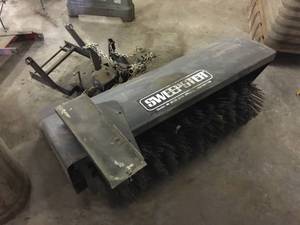 lot 144 image: Sweepster L4800 Sweeper Brush