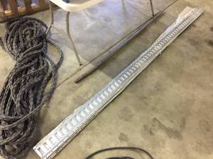 lot 196 image: 5 Trailer Wall Ratchet Rails