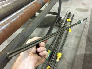 lot 210 image: 38 x 6ft Titanium Rod