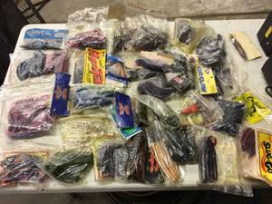 lot 317 image: Large Group Fishing Lurers - Plastics