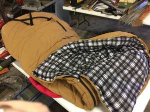 lot 324 image: American Camper Larger Sleeping Bag - Nice