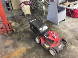lot 331 image: Troy - Bilt Self Propelled Mower