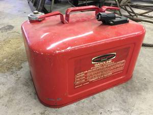 lot 333 image: Mercury Metal Gas Can