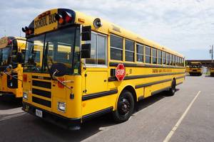 lot 51 image: 2008 Thomas MVP Type D School Bus - 89 Capacity - 115,770 Miles