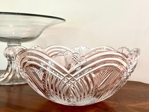 lot 49 image: Two Beautiful Serving Pieces
