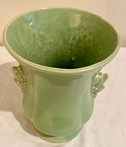lot 137 image: McCoy Pastel Green Vase