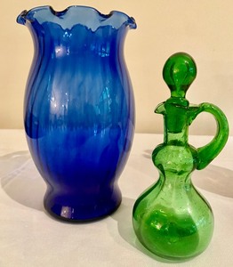 lot 153 image: Colorful Glass Decor