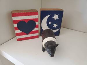 lot 27 image: Three Handcrafted Wood Items