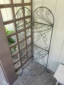 lot 36 image: Outdoor Metal Three Tier Folding Shelf