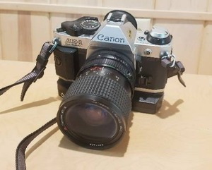 lot 39 image: Cannon AE-1 Camera