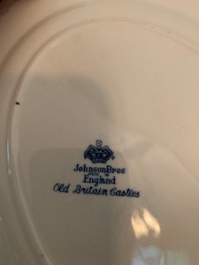 lot 303 image: Collection of China Plates