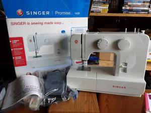 Singer Promise Portable Sewing Machine With Original Box & Manual