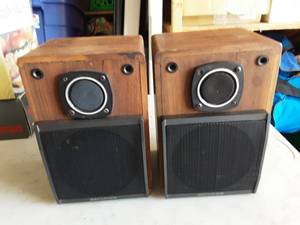 Kraco Speakers 7x10x6