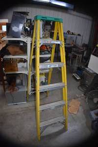 Step Ladder