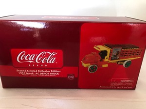 lot 48 image: Coca Cola 1925 Mack AC Depot Truck