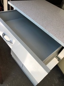 lot 100 image: White Cabinet