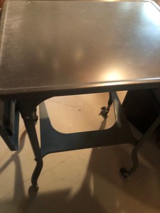 lot 67 image: Table