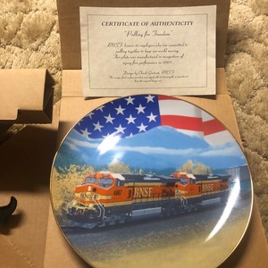 lot 60 image: BNSF Railway Collectible Plate