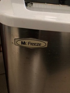lot 61 image: Mr Freeze Ice Maker