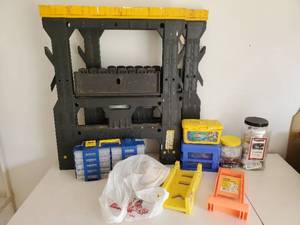 lot 52 image: Collection Of Garage Items