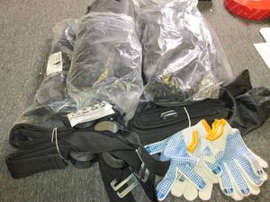 6 sets of lifting straps with glove...
