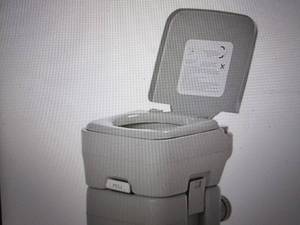 portable flush toilet ...