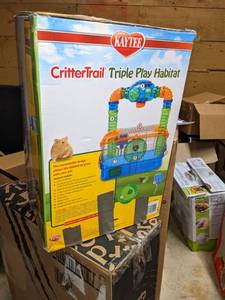 lot 100 image: Kaytee CritterTrail Triple Play Habitat