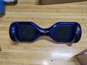 lot 93 image: Swagtron Electric Self-Balancing Scooter JY-T3
