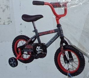 lot 119 image: Dynacraft Gravel Blaster Boys Bike wTraining Wheels