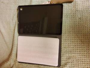 Samsung s4 10.0 in tablet cover, brand new