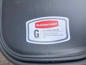 Rubbermaid Trash Can