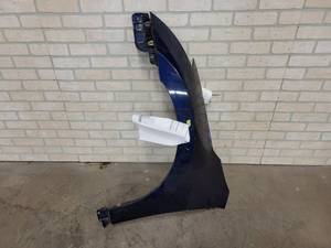 lot 196 image: USED 2009 Nissan Altima Fender