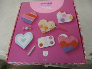 Mondo Llama Arty  Party Heart Paint...