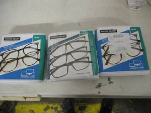 Foster Grant Reading Glasses- see p...